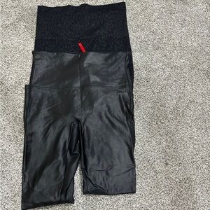 SPANX Black Shaping Leggings x2